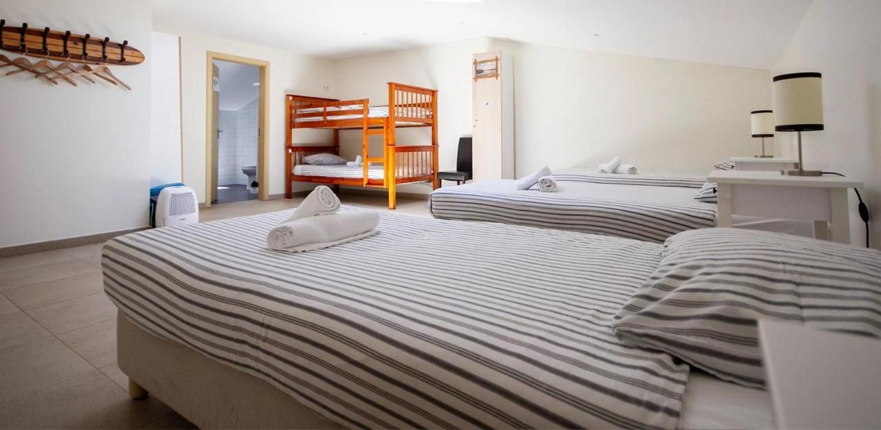Peniche Surfcamp Hostel Baleal Eksteriør bilde